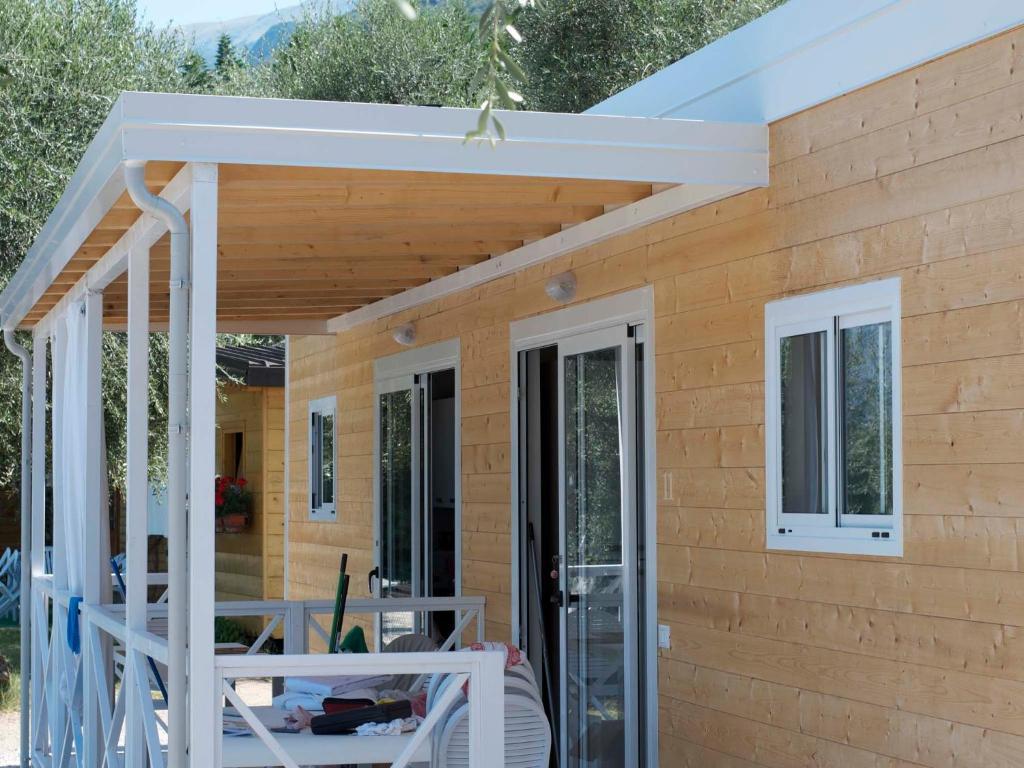 Aquacamp Hotel Brenzone sul Garda Exterior photo